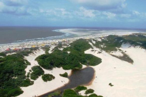 Apt Varanda Resort Salinas Premium Salinópolis Exteriör bild